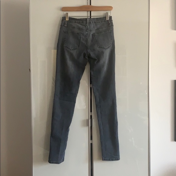 Jeans - Picture 5 of 5